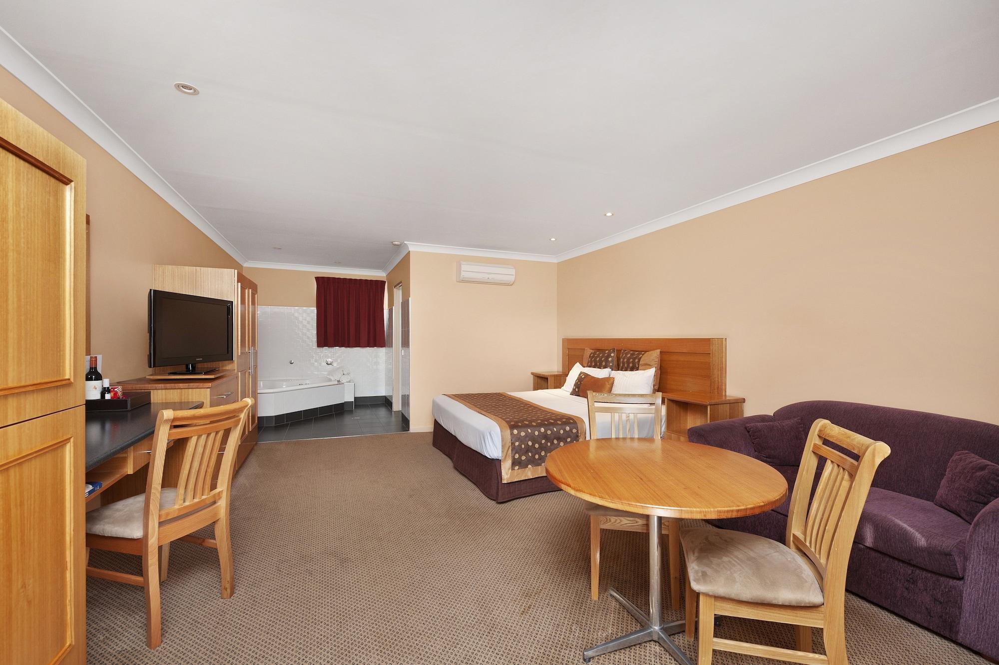 Sunseeker Motor Inn Батманс-Бэй Экстерьер фото
