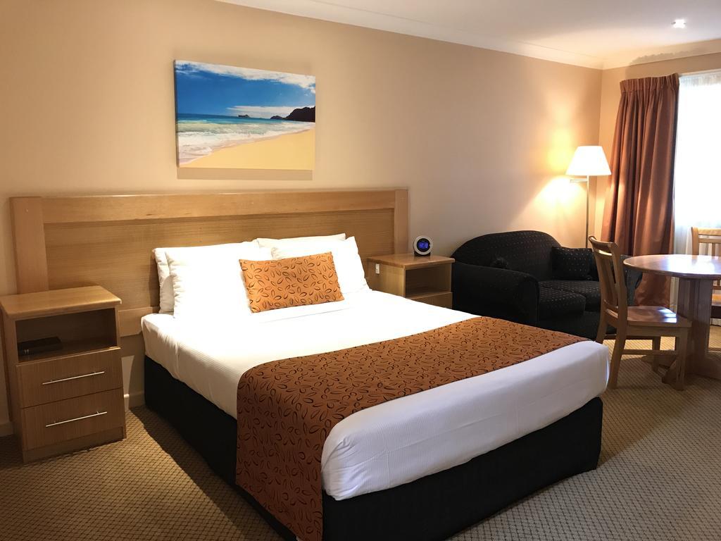 Sunseeker Motor Inn Батманс-Бэй Экстерьер фото